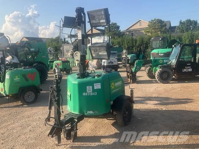 Terex RL4 ライトタワー