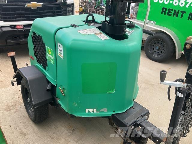 Terex RL4 ライトタワー