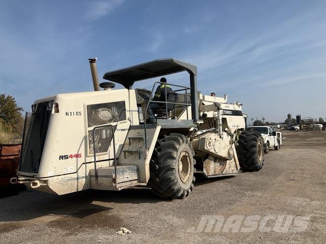 Terex RS446 ソイルコンパクター