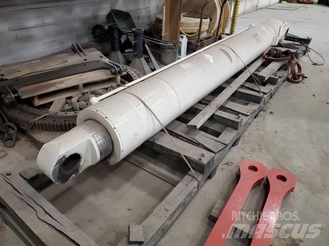 Terex T105347 クレーン部品と設備