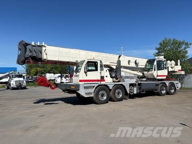Terex T775 クローラクレーン