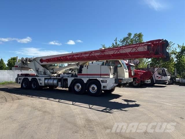 Terex T775 クローラクレーン