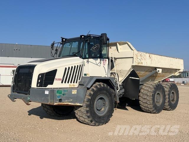 Terex TA300 アーティキュレート式ダンプトラック