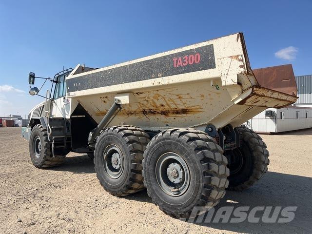 Terex TA300 アーティキュレート式ダンプトラック
