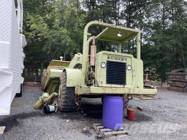 Terex TS14B スクレイパー