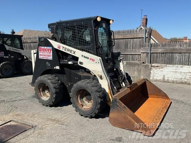 Terex TSR-70 スキッドステアローダー