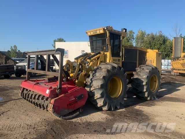 Tigercat M726E 林業用マルチャー