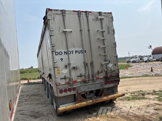 Titan  ウォーキングフロアー（セミトレーラー）