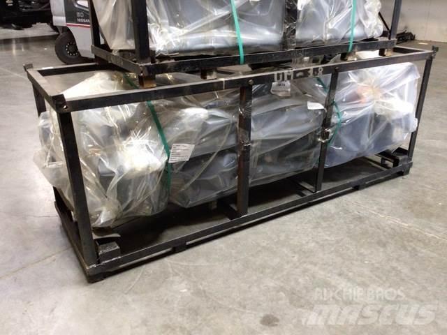 Titan UM72 農業機械 -　その他