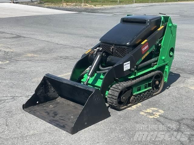 Toro 22323G スキッドステアローダー