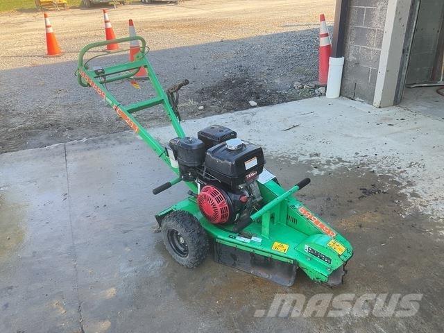 Toro SGR-13 スタンプグラインダー