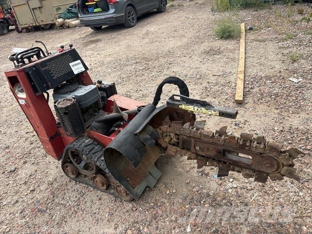Toro TRX-19 トレンチャー