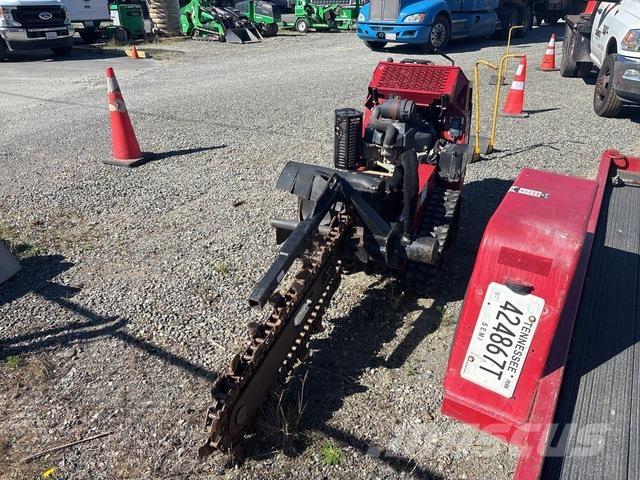 Toro TRX 250 トレンチャー