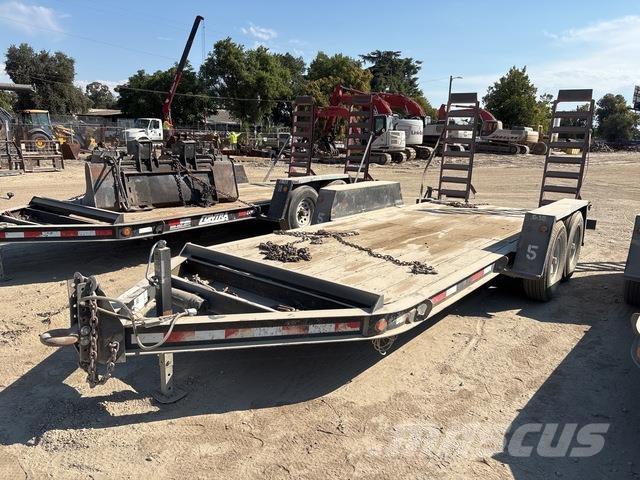 TOWMASTER C10 車両運搬用トレーラー