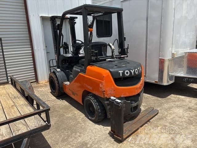 Toyota 8FGU30 建設機械 -　その他