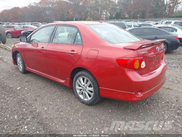 Toyota Corolla 自動車