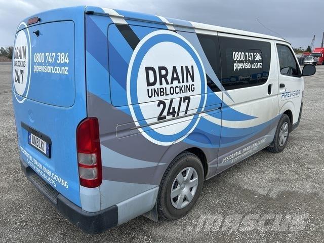 Toyota HiAce パネルバン