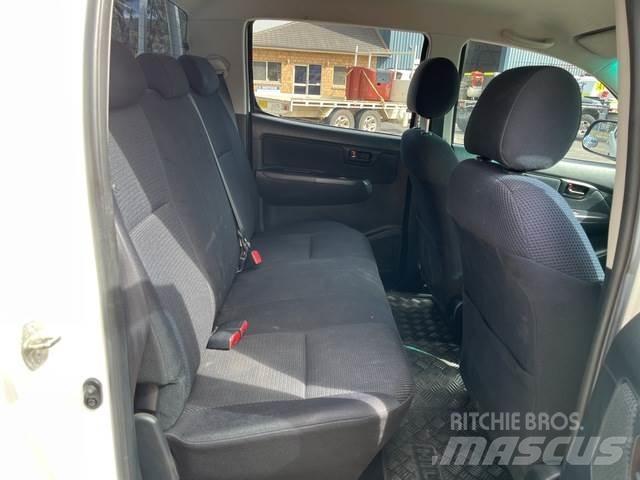Toyota Hilux ピックアップ／ドロップサイド