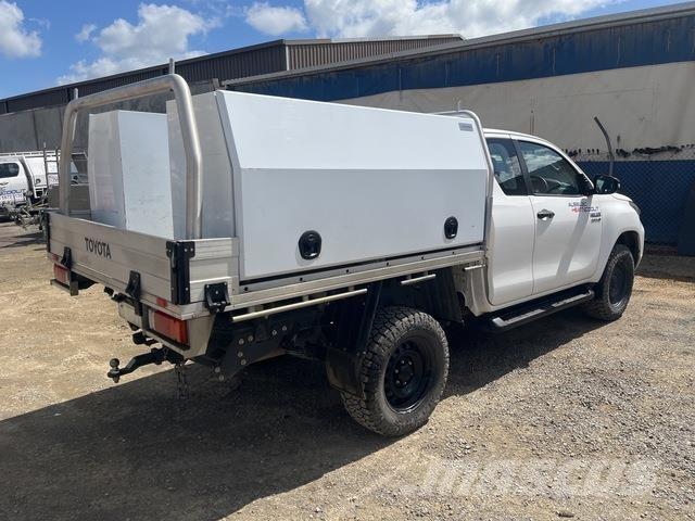 Toyota HiLux その他
