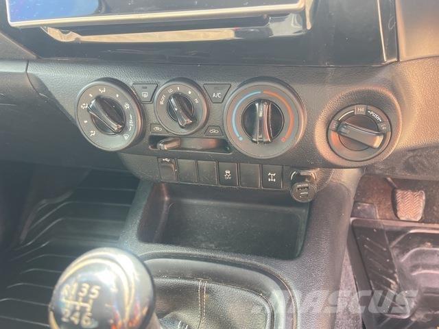 Toyota HiLux その他