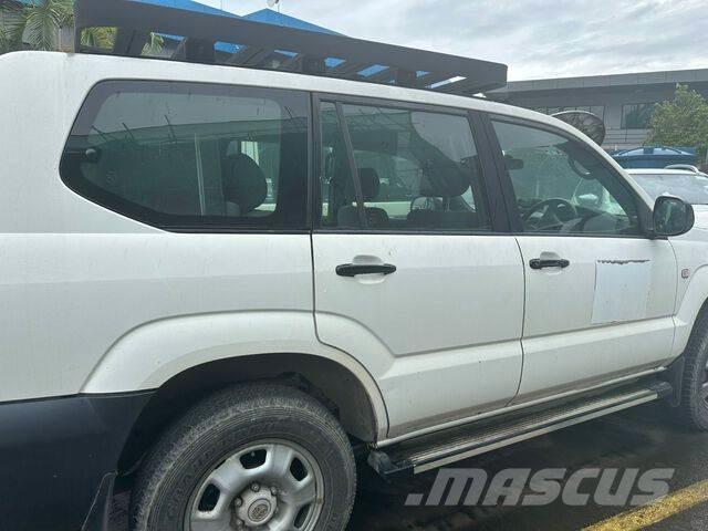Toyota Prado 自動車