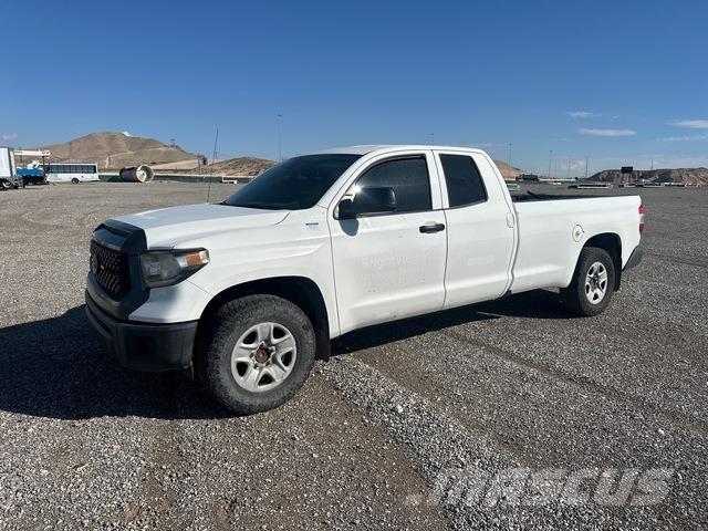 Toyota Tundra ピックアップ／ドロップサイド