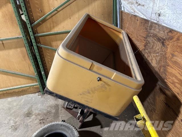  Trailhawk 750 砂と塩撒き専用車