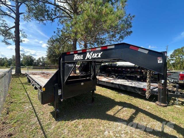 TrailMax  車両運搬用トレーラー