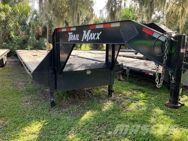 TrailMax  車両運搬用トレーラー