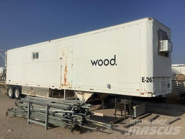 Trailmobile  ボックスボディートレーラー