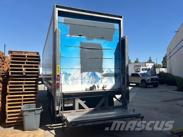 Trailmobile  ボックスボディートレーラー