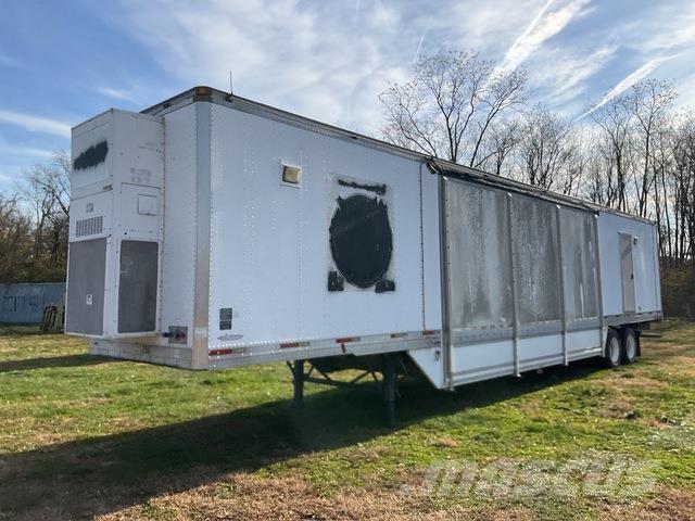 Trailmobile  ローローダー