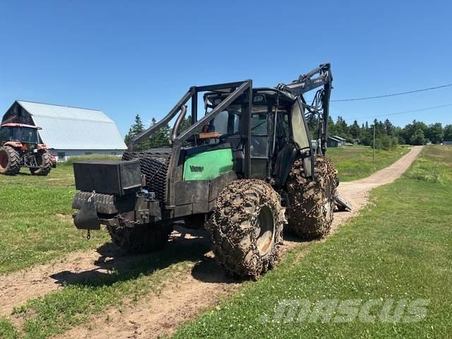 Valtra X120 トラクター