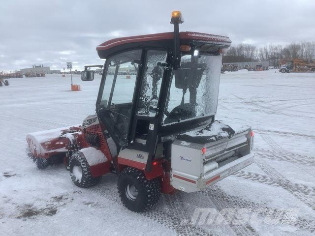 Ventrac 4520N コンパクトトラクター