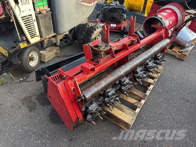 Ventrac EA600 エアレーション・サッチング機