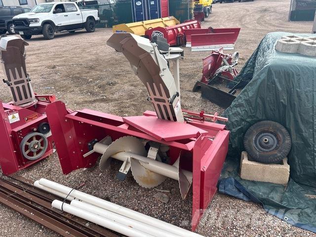 Ventrac KX523 除雪機