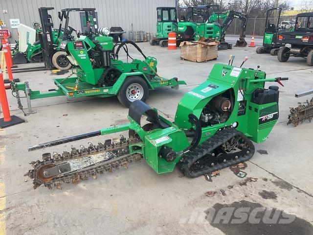 Vermeer RTX250 トレンチャー