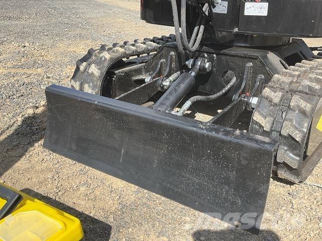 Vicsec VC13JH ミニ油圧ショベル 7t以下（ミニユンボ・ミニディガー）