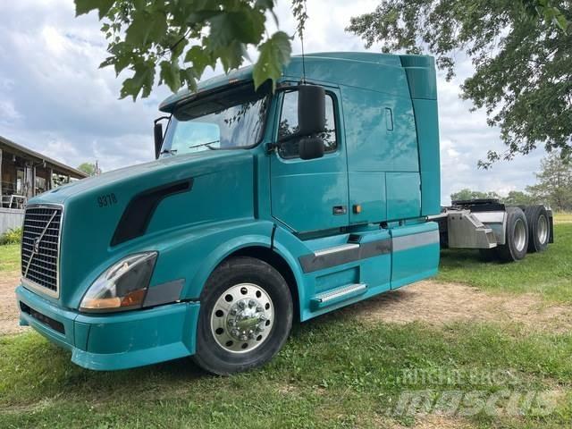 Volvo  中古トラクターヘッド | トレーラーヘッド