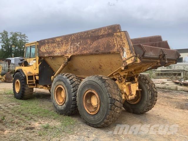 Volvo A25C アーティキュレート式ダンプトラック