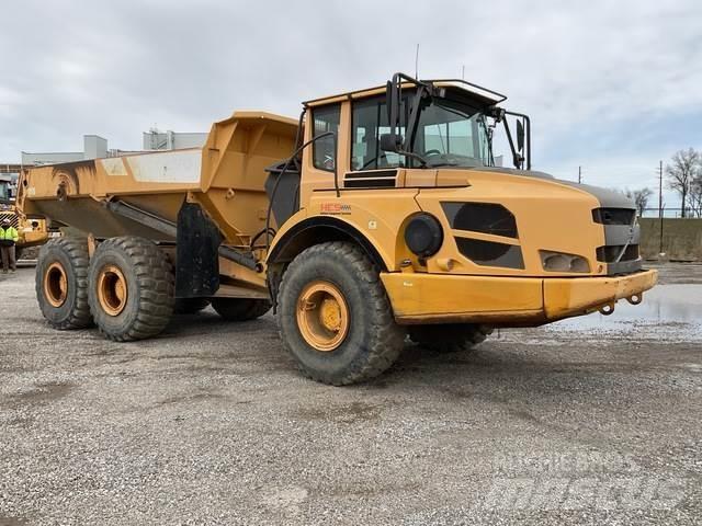 Volvo A25F アーティキュレート式ダンプトラック