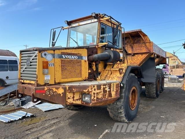 Volvo A30C アーティキュレート式ダンプトラック