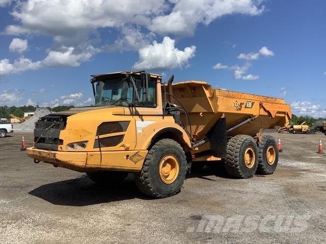 Volvo A30F アーティキュレート式ダンプトラック