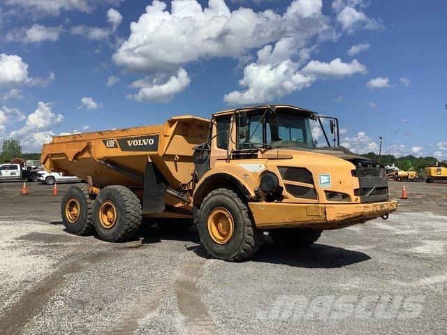 Volvo A30F アーティキュレート式ダンプトラック