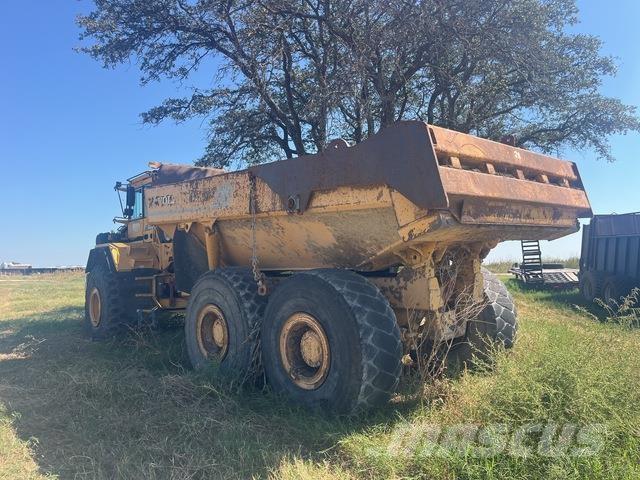 Volvo A35C アーティキュレート式ダンプトラック
