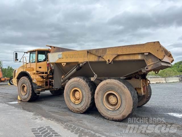 Volvo A35D アーティキュレート式ダンプトラック