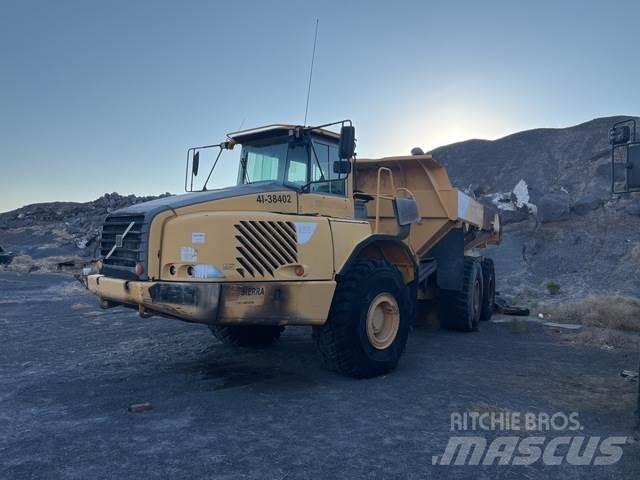 Volvo A35D アーティキュレート式ダンプトラック