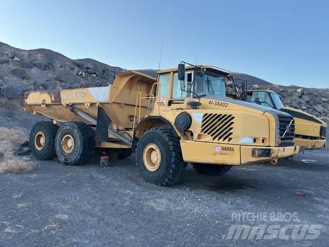 Volvo A35D アーティキュレート式ダンプトラック