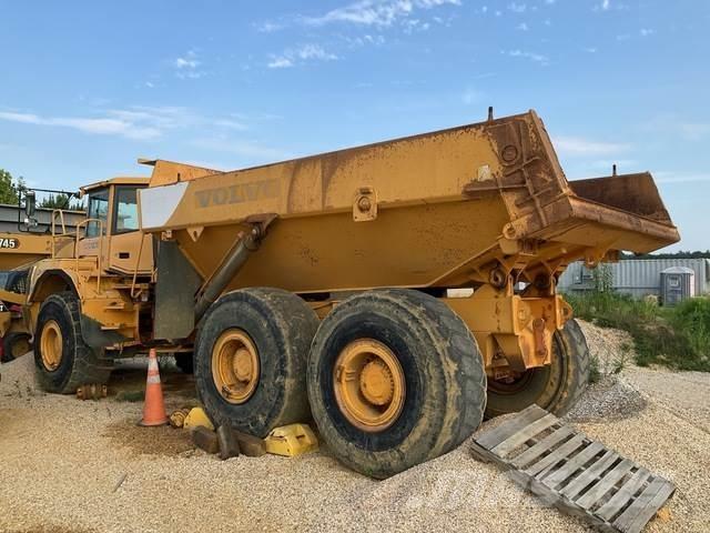 Volvo A35D アーティキュレート式ダンプトラック