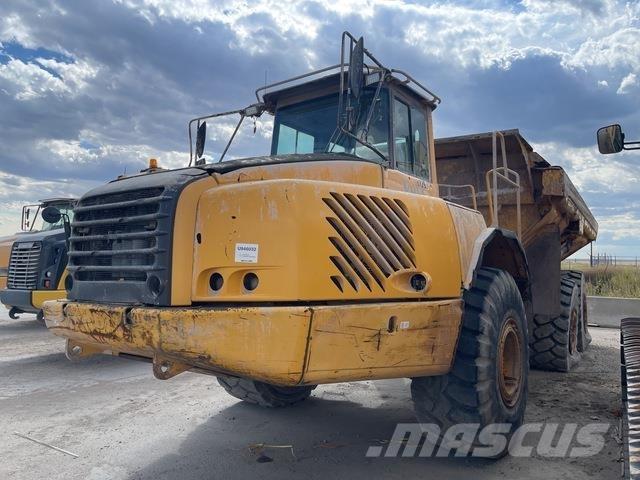 Volvo A35D アーティキュレート式ダンプトラック